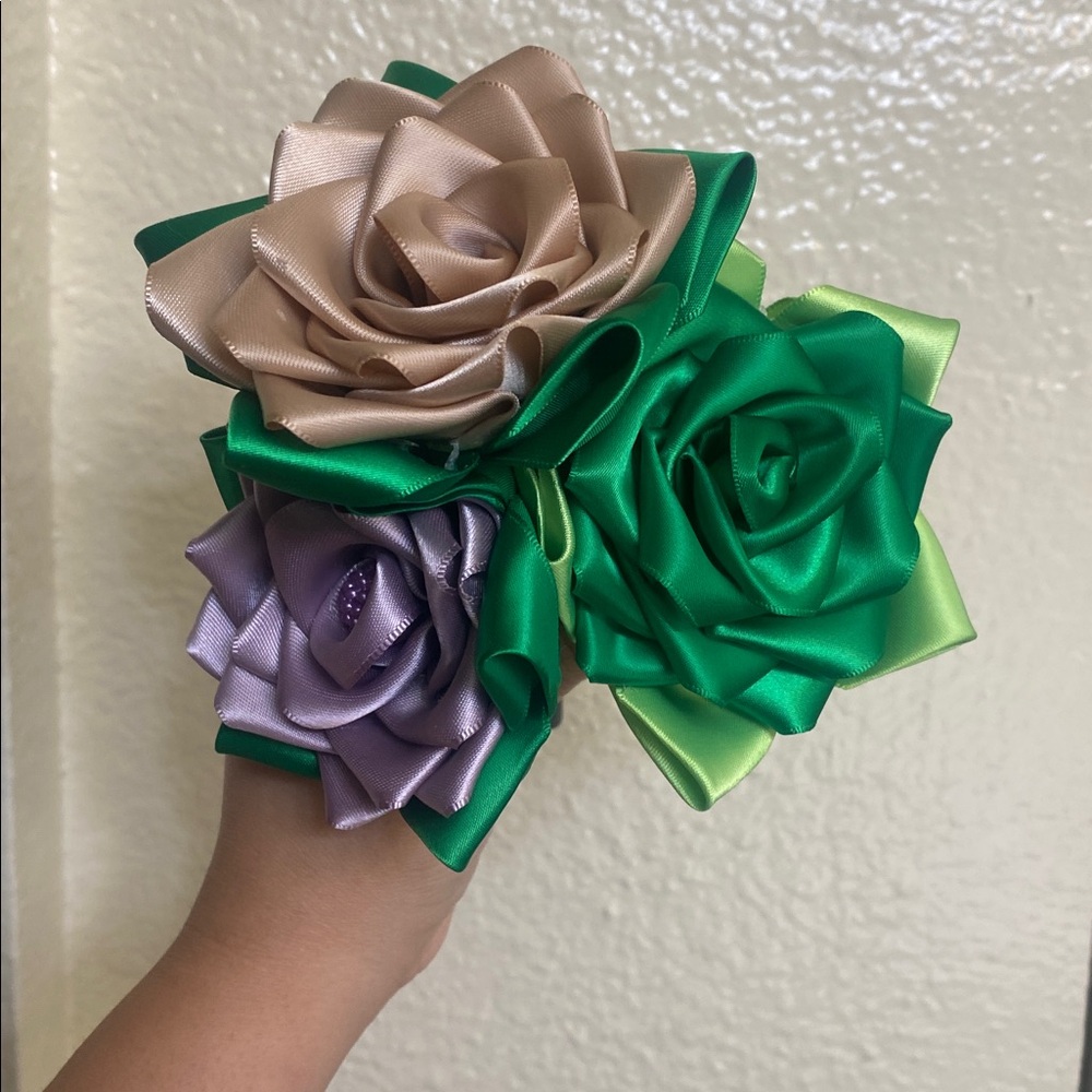 Hand Crafted Satin Rose Pen - Picture 4 of 10